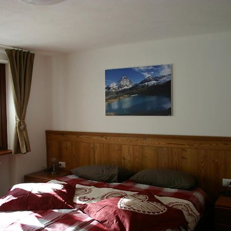 Furggen Appartement Valtournenche Buitenkant foto