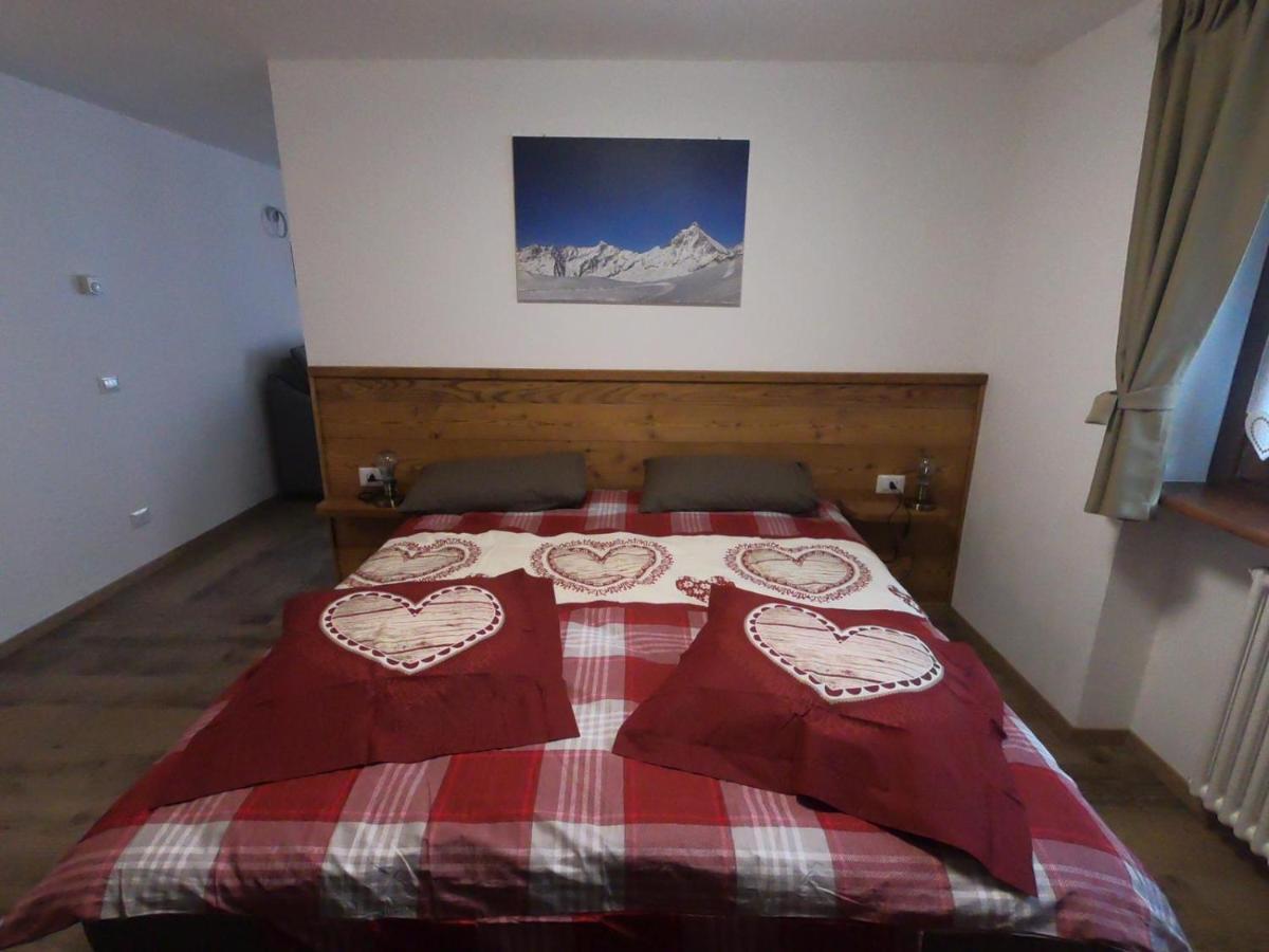 Furggen Appartement Valtournenche Buitenkant foto