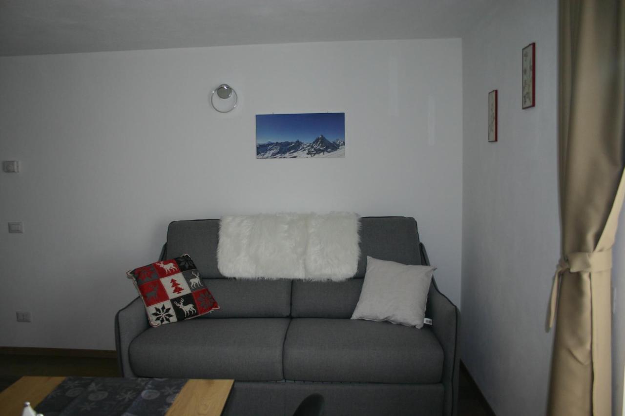 Furggen Appartement Valtournenche Buitenkant foto