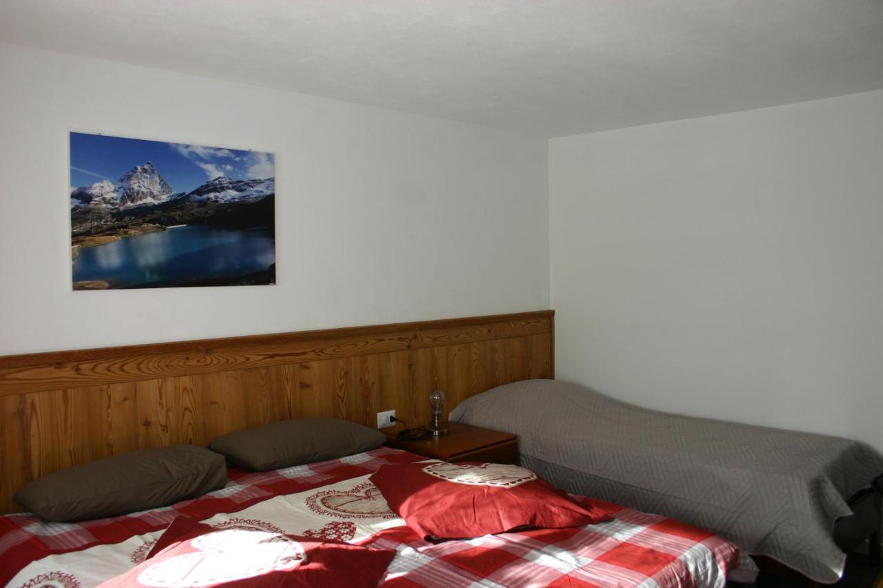 Furggen Appartement Valtournenche Buitenkant foto