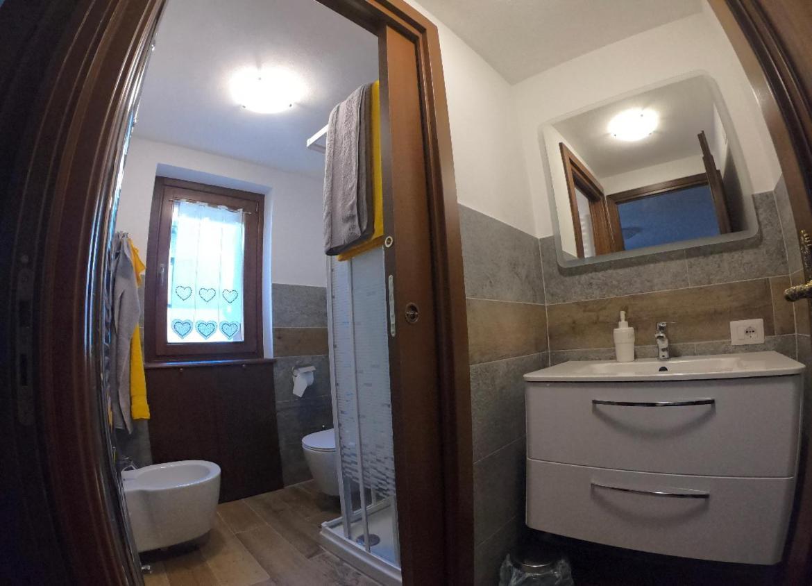 Furggen Appartement Valtournenche Buitenkant foto
